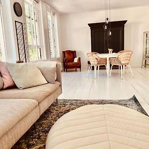 Ruim Comfortabel Appartement Centrum Breda Met Restaurant!